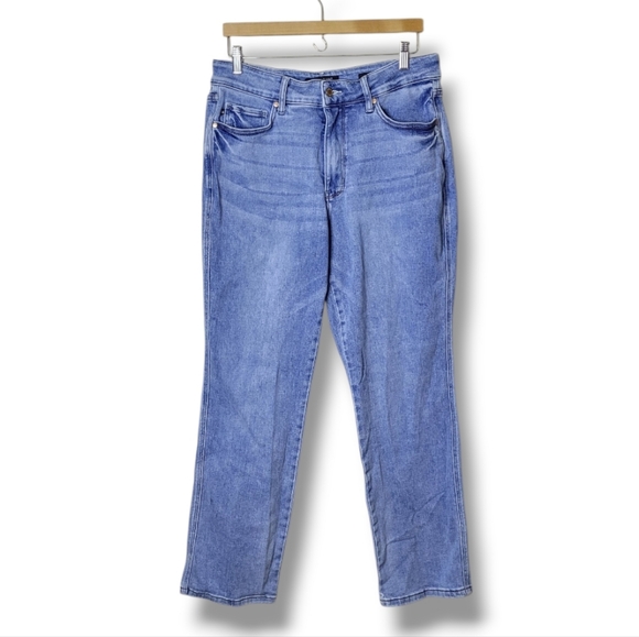 Judy Blue Jeans High Rise Tummy Control Straight Leg Size 16W - Picture 2 of 12